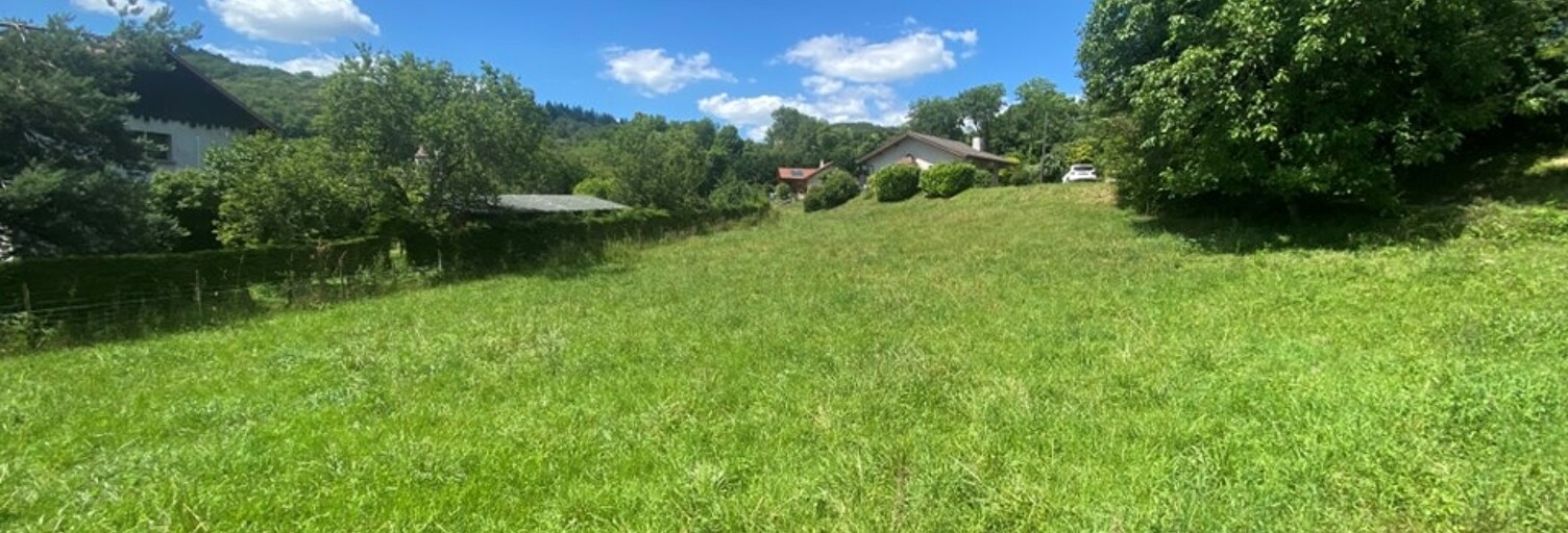 Terrain  1078 m² à vendre à Saint-Pierre-de-Curtille (73310)