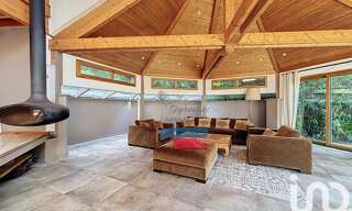 Maison 9 Pièces 251 m² à vendre à Noiseau (94880)