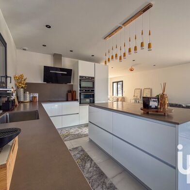 Maison 5 pièces 555000 €