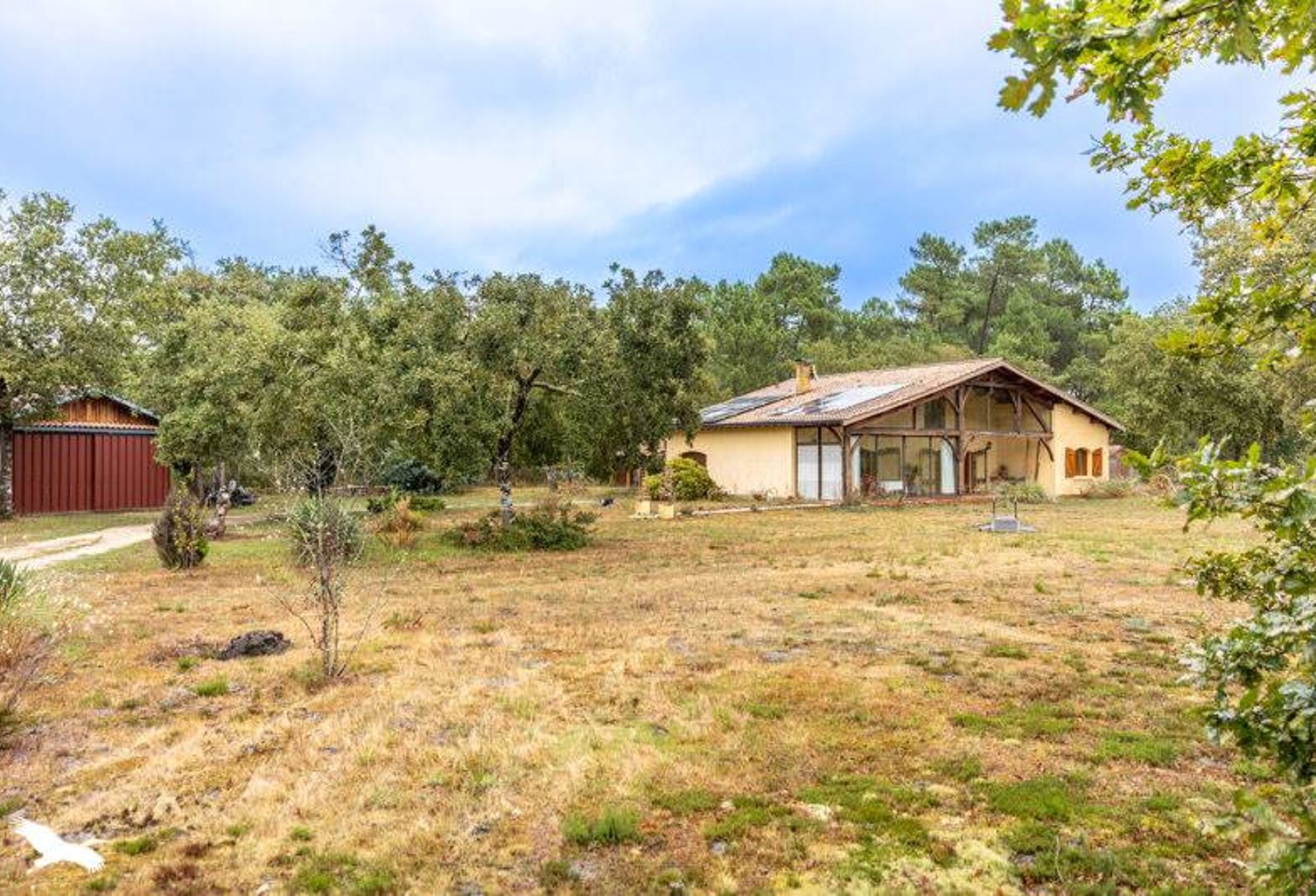 Villa de 6 pièces principales — photo 1