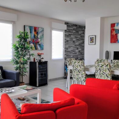 Appartement 5 pièces 319000 €