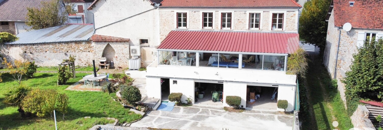 Maison 9 Pièces 258 m² à vendre à Saint-Barthélemy (77320)