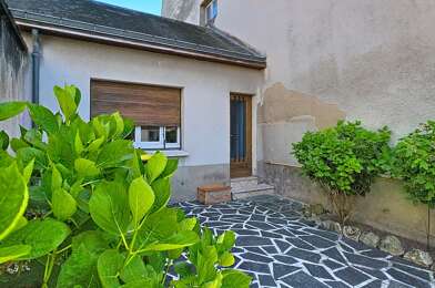 Maison 10 pièces 147000 €