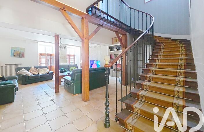 Vente Maison traditionnelle 10 pièces — photo 2