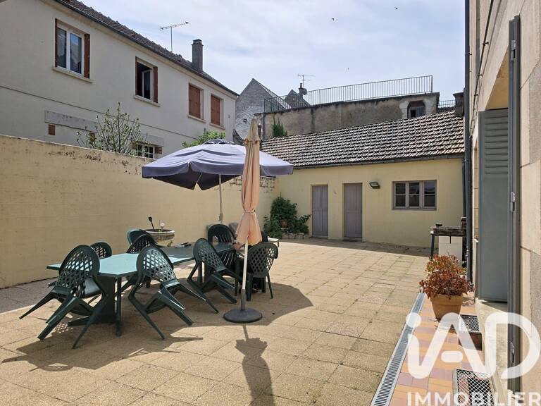 Vente Maison traditionnelle 10 pièces — photo 1