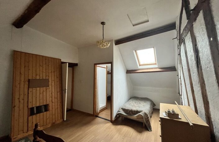 Maison en pierre de 3 pièces principales — photo 5