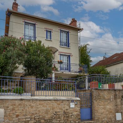 Maison 6 pièces 359000 €