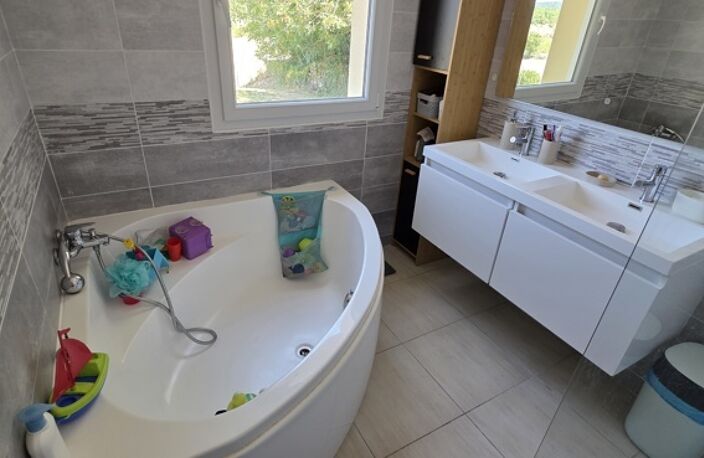 Contemporaine de 5 pièces principales — photo 5