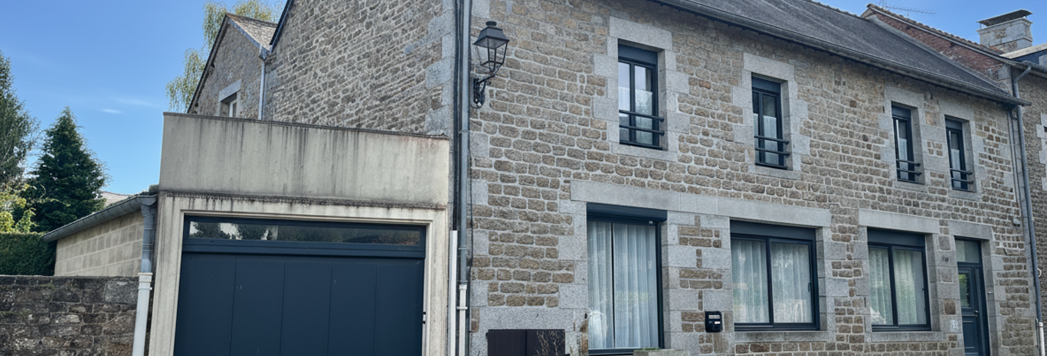 Maison 10 Pièces 294 m² à vendre à Les Portes du Coglais (35460)