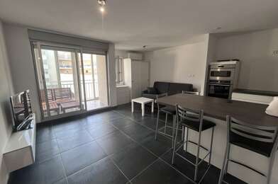Appartement 2 pièces 148400 €