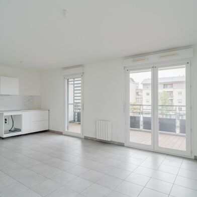 Appartement 3 pièces 240000 €