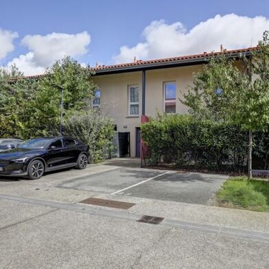 Appartement 3 pièces 215660 €