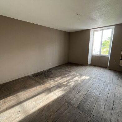 Maison 9 pièces 73450 €