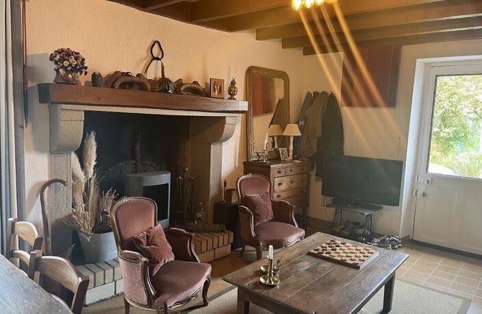 Maison en pierre de 3 pièces principales — photo 3