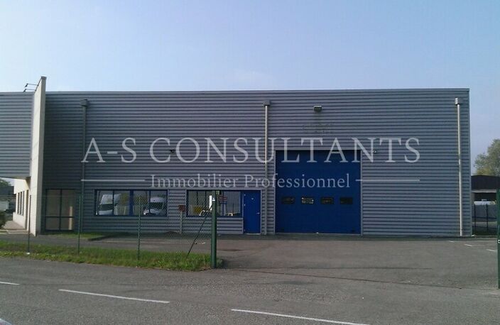 LOCAL D'ACTIVITE A LOUER — photo 2