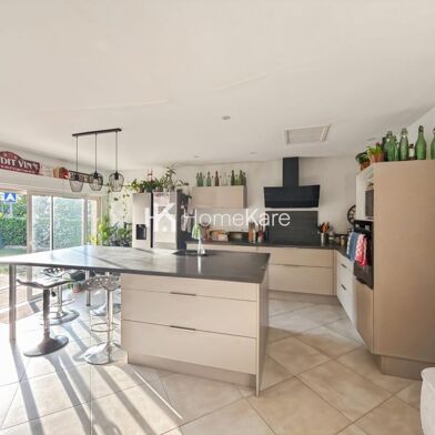 Maison 4 pièces 245000 €