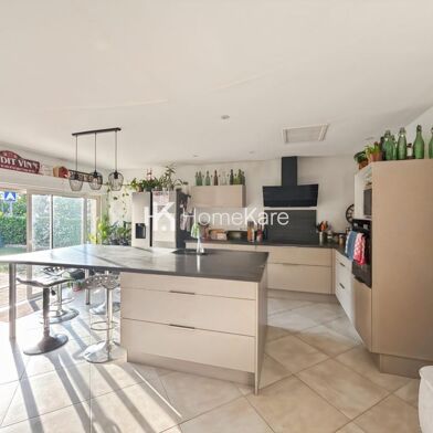 Maison 4 pièces 245000 €