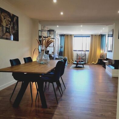 Appartement 4 pièces 128000 €