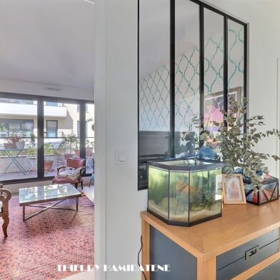 Appartement 4 pièces 384000 €