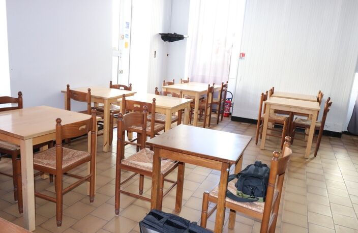 VENTE LOCAL COMMERCIAL DE 115M² A DEUX PAS DU  CENTRE VILLE ROCHEFORT 17 — photo 2