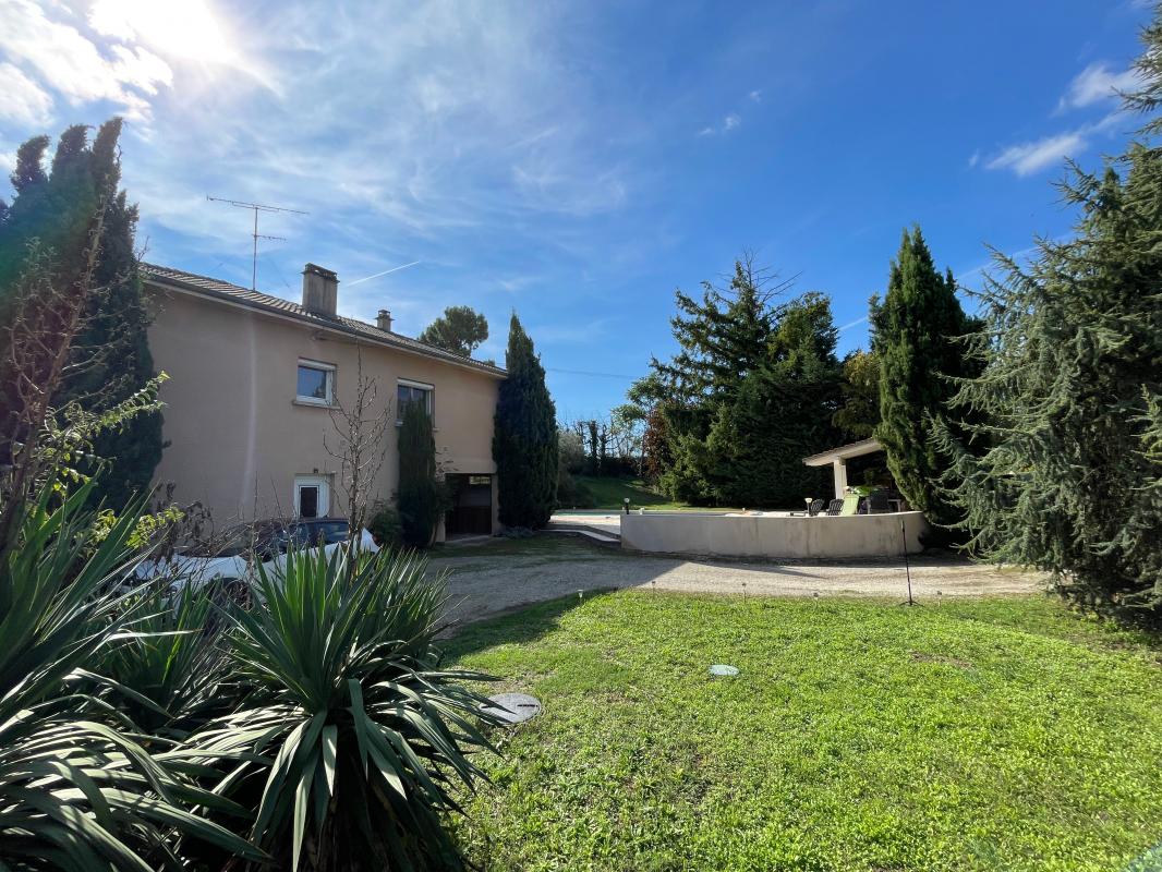 Villa / Maison  T5 à vendre Mours-Saint-Eusèbe 26540