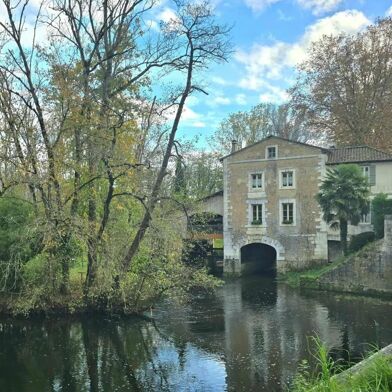 Maison 7 pièces 379600 €