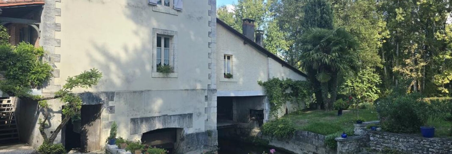 Maison 7 Pièces 220 m² à vendre à Villetoureix (24600)