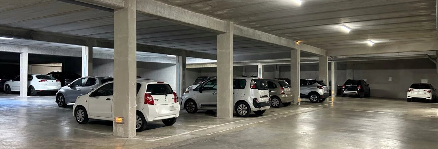 Garage   m² à vendre à Montélimar (26200)