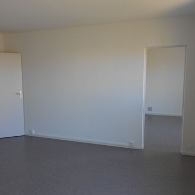 Appartement 3 pièces 580 €