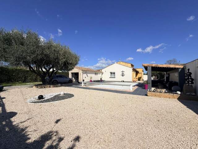 Maison À Vendre — photo du bien