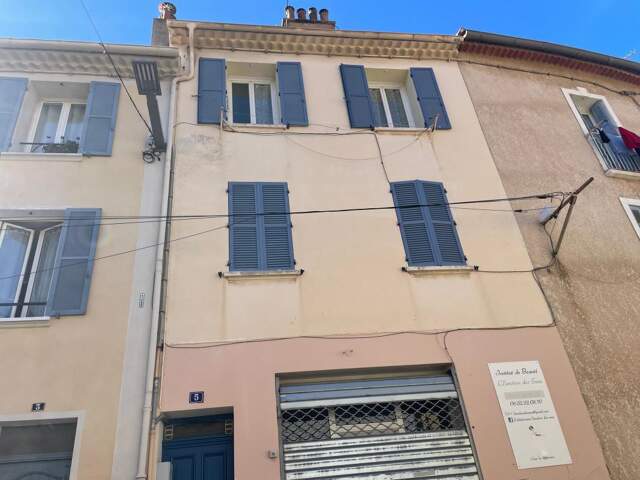 Maison À Vendre — photo du bien