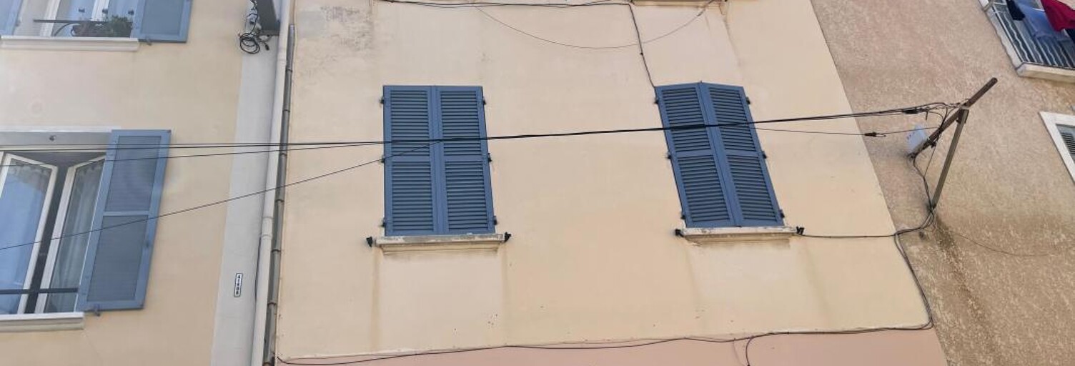 Immeuble  120 m² à vendre à Hyères (83400)