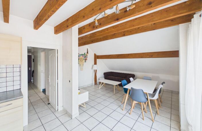 MONTMÉLIAN - Appartement T3 - 82.14 m² au sol ( 50.93 m² Carrez ) — photo 3