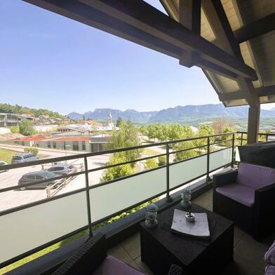 Appartement 4 pièces 420000 €