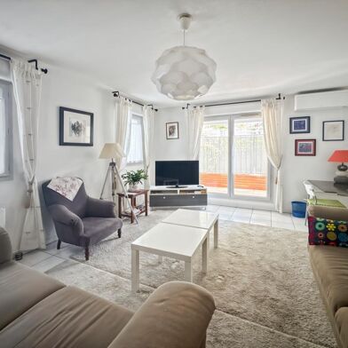 Appartement 3 pièces 275000 €