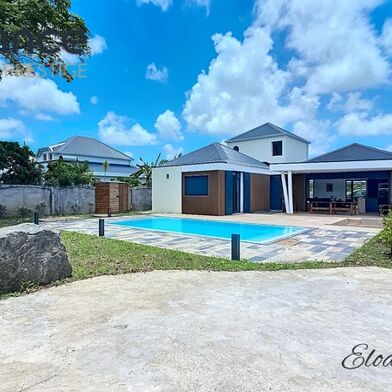 Maison 5 pièces 745000 €