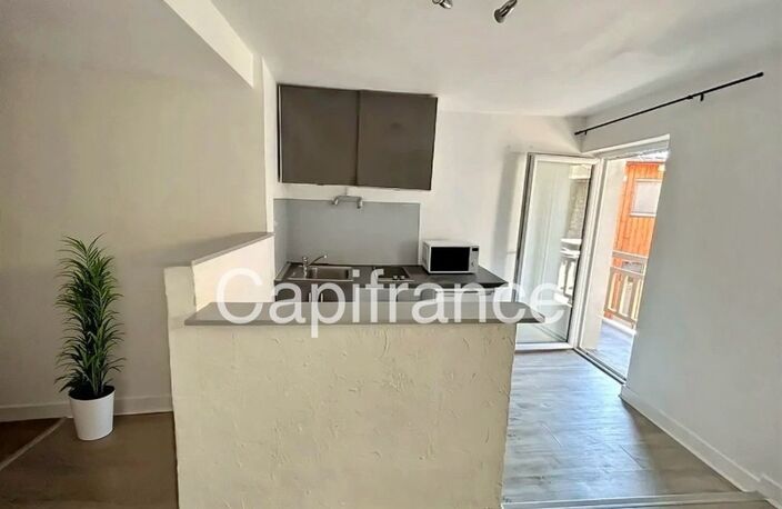Appartement T2 à vendre centre RUMILLY - Axe ANNECY (74) / AIX LES BAINS (73) — photo 3