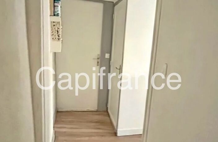 Appartement T2 à vendre centre RUMILLY - Axe ANNECY (74) / AIX LES BAINS (73) — photo 5