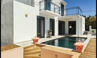 Maison 6 Pièces 148 m² à vendre à Sainte-Rose (97439)