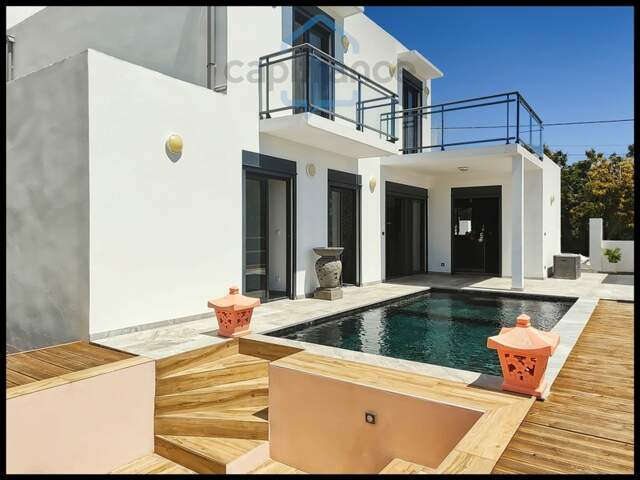 Villa contemporaine F6 avec piscine & vue mer – Sainte-Rose — photo du bien