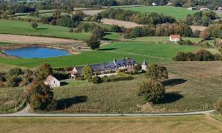 Maison 9 Pièces 320 m² à vendre à La Celle-Dunoise (23800)