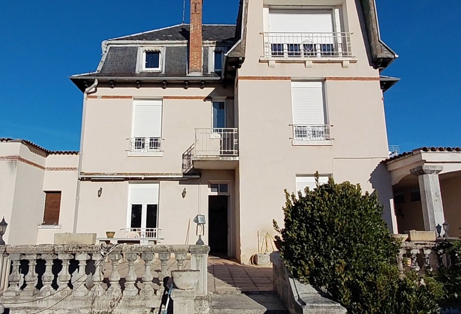 Superbe Maison Bourgeoise avec Vue Panoramique sur Maurs — photo 1