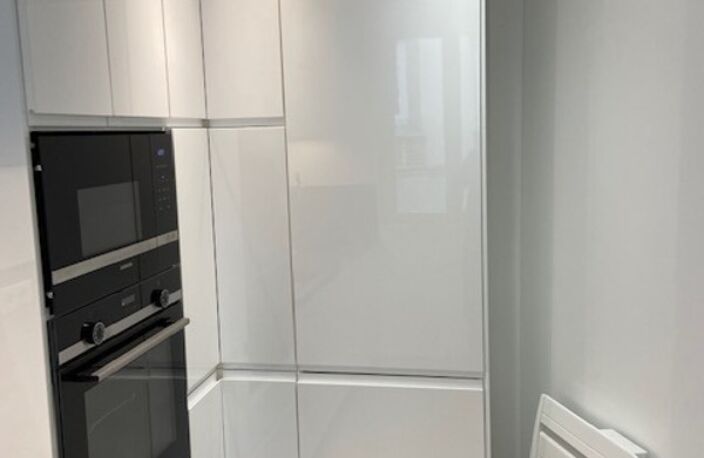 Appartement à vendre 4 pièces PARIS 10EME ARRONDISSEMENT (75) DPE en D — photo 5
