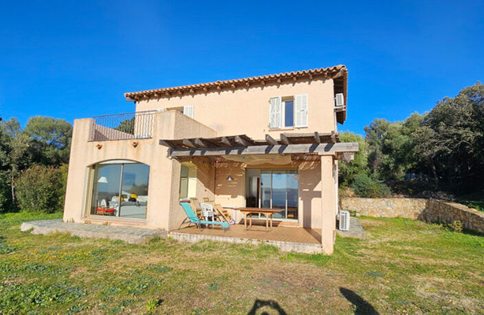 LUMIO - Maison à vendre de 125m2 sur 11.000m2 de terrain VUE SPLENDIDE SUR LE GOLFE DE CALVI — photo 5