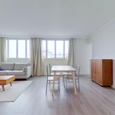 Appartement 3 pièces 995 €