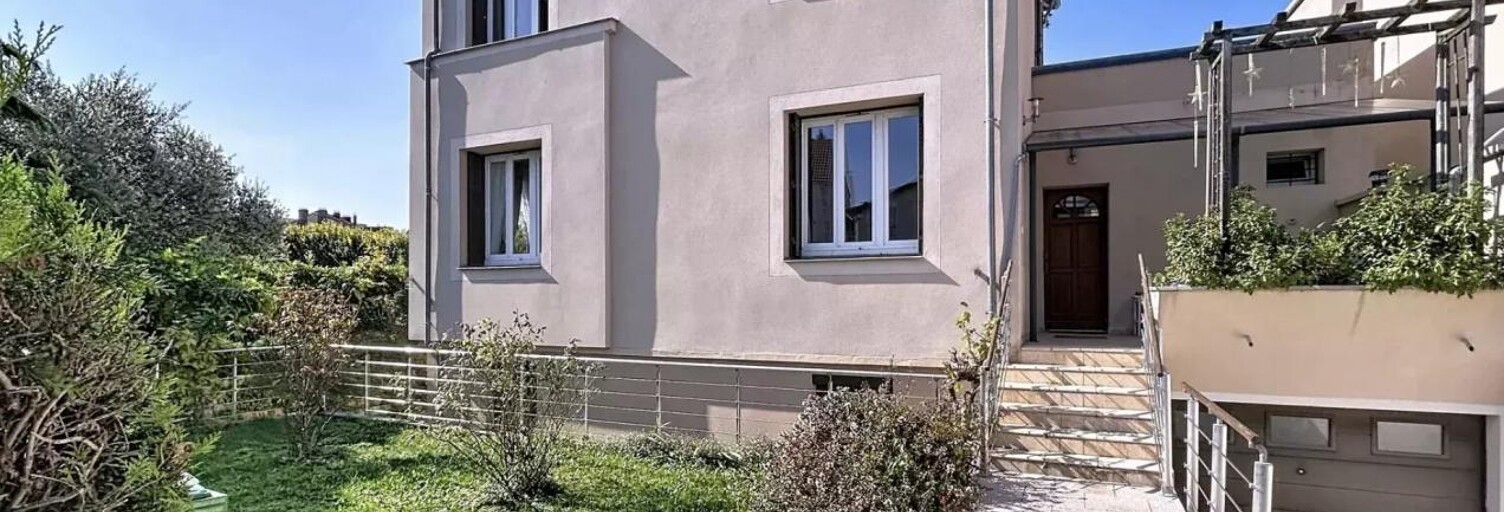 Maison 9 Pièces 202 m² à vendre à Châtillon (92320)
