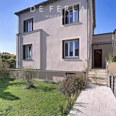 Maison 9 pièces 1765000 €