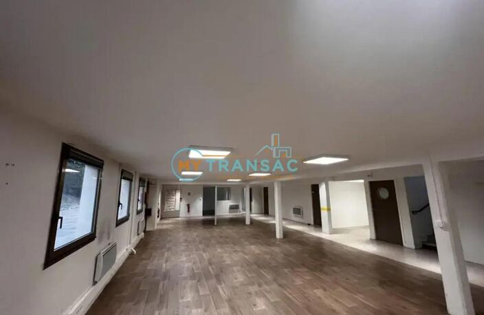 Local d''activité 1 730m² à Louer Z.I DES CHANOUX  NEUILLY-SUR-MARNE — photo 4