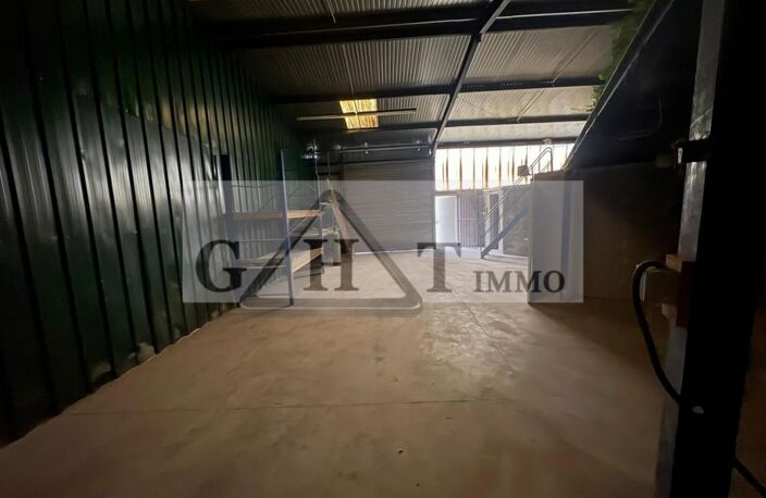 ENTREPOT 284 M² A DAMMARIE LES LYS A LOUER — photo 5