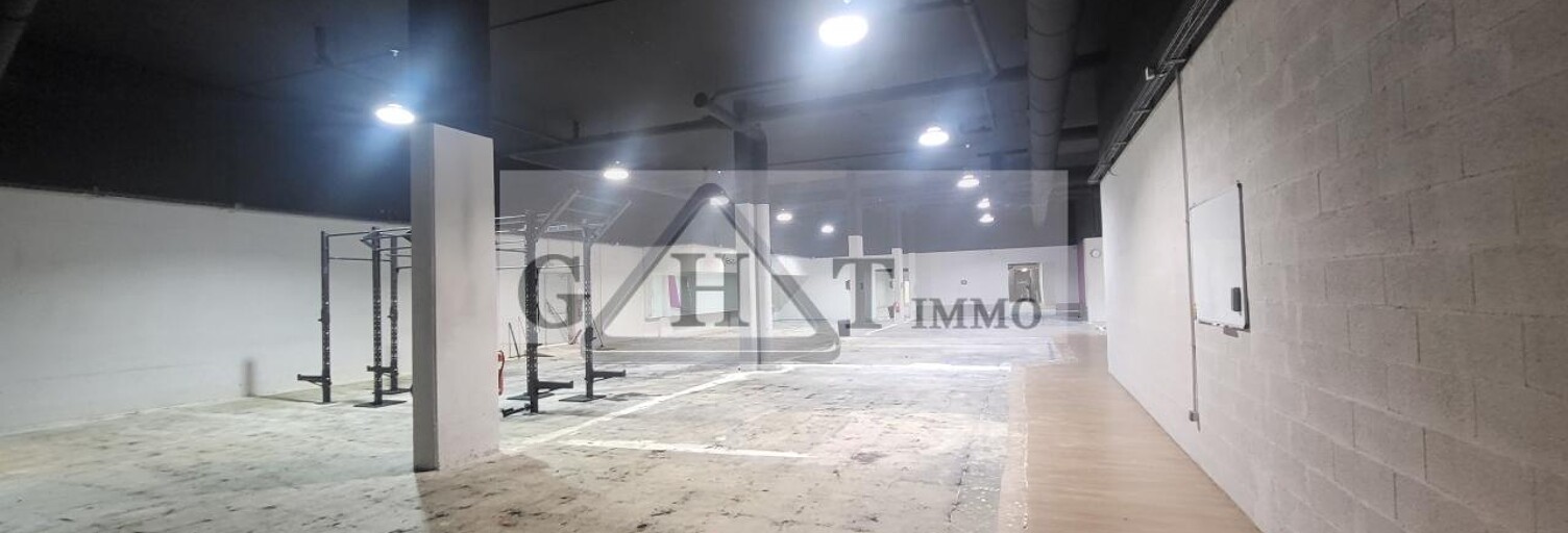 Local industriel  1200 m² à vendre à Saint-Ouen-l'Aumône (95310)